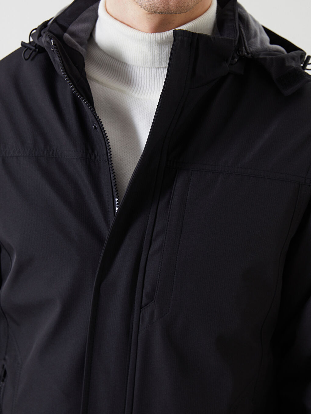 Siyah Slim Fit Kapüşonlu Erkek Mont-3