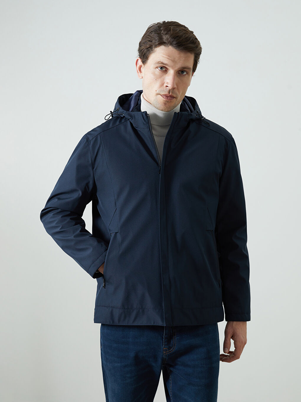 Lacivert Standart Kalıp Kapüşonlu Erkek Mont