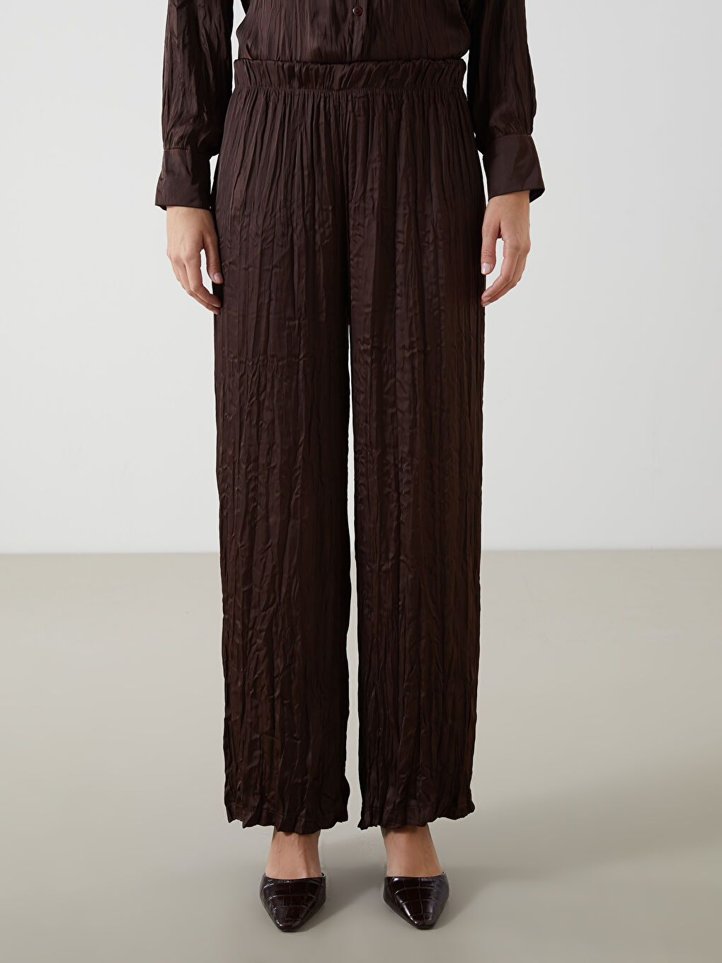 Kahverengi Beli Lastikli Geniş Paça Kadın Pantolon-1