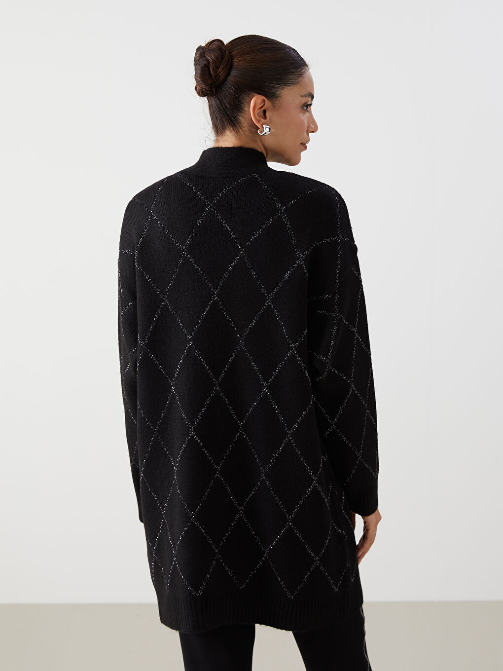 كارديجان تريكو بنمط أرجيل بياقة شال للسيدات-7