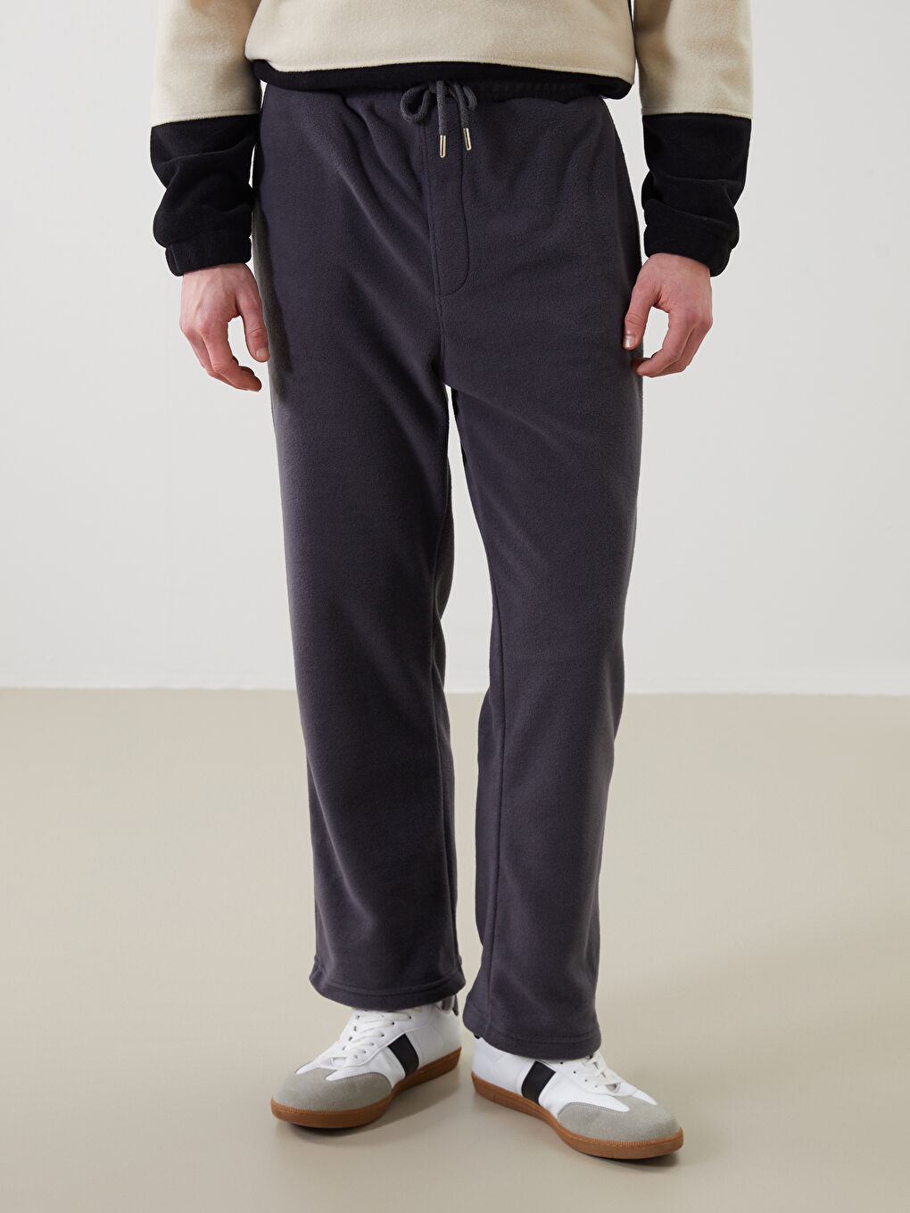 Gri Rahat Kalıp Polar Erkek Eşofman Altı-1