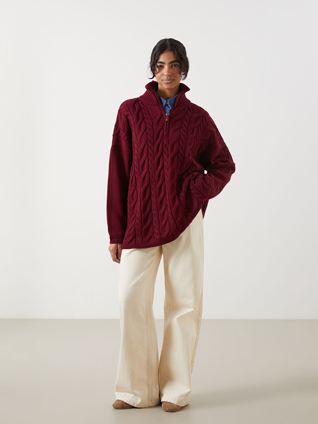 Bordo Bisiklet Yaka Kendinden Desenli Oversize Kadın Triko Tunik-1