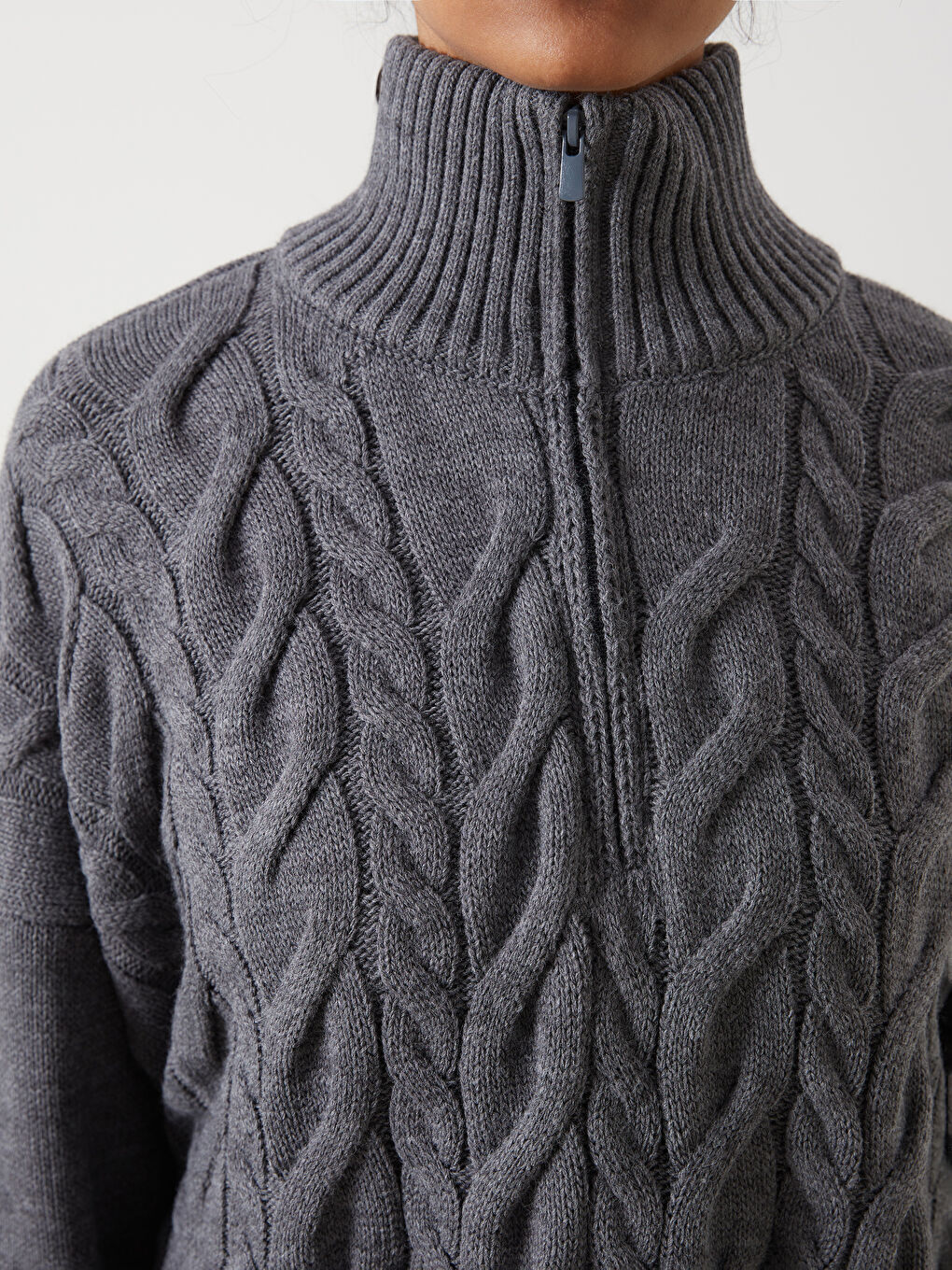 Gri Bisiklet Yaka Kendinden Desenli Oversize Kadın Triko Tunik-2