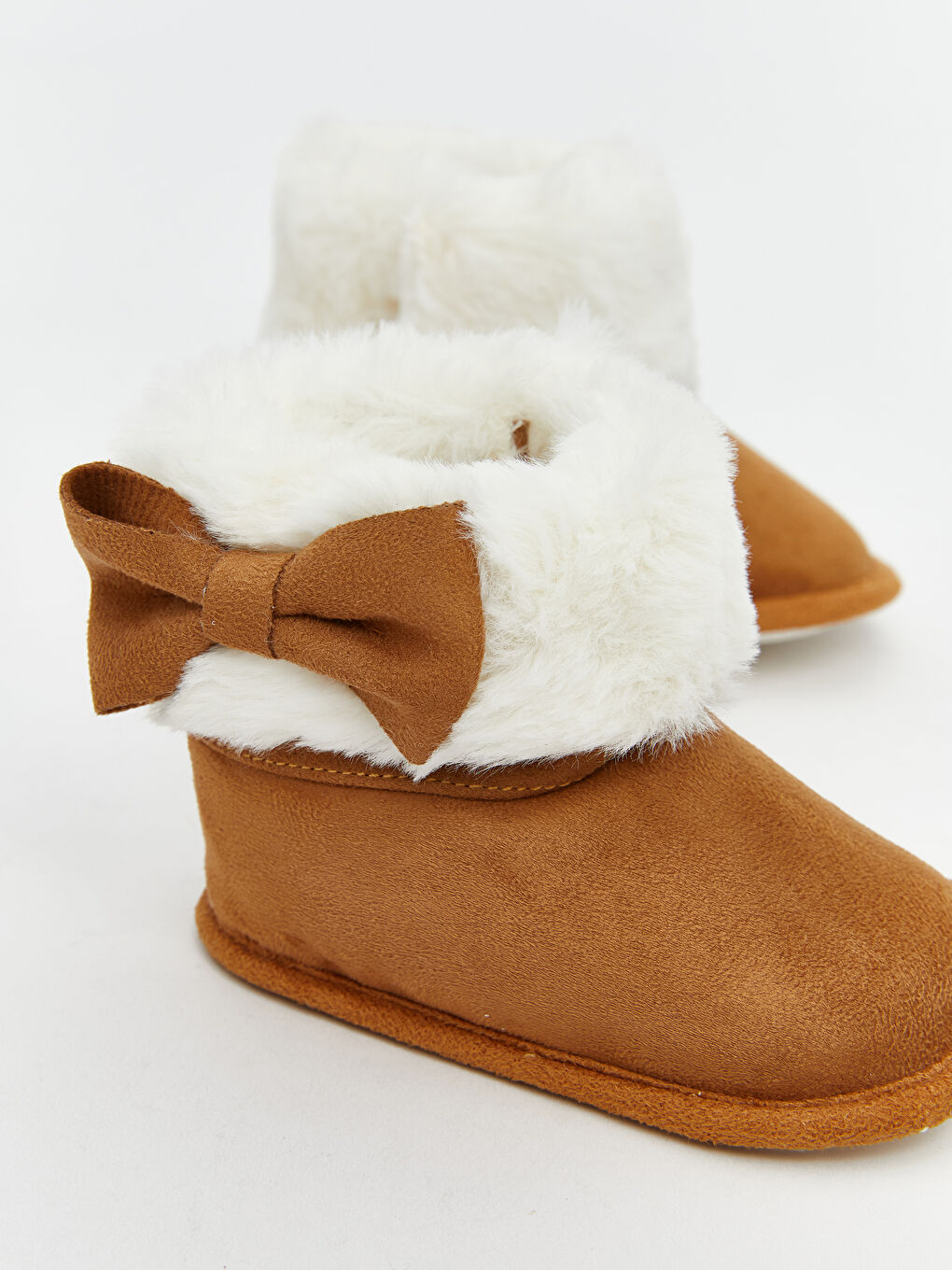 Kahverengi Pelüş Kürklü Kız Bebek Ev Botu-2