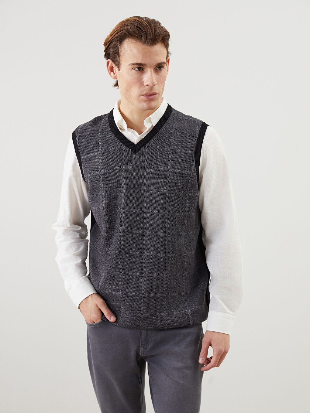 Standardni kroj V izrez Muški Trikotažni Džemper Prsluk