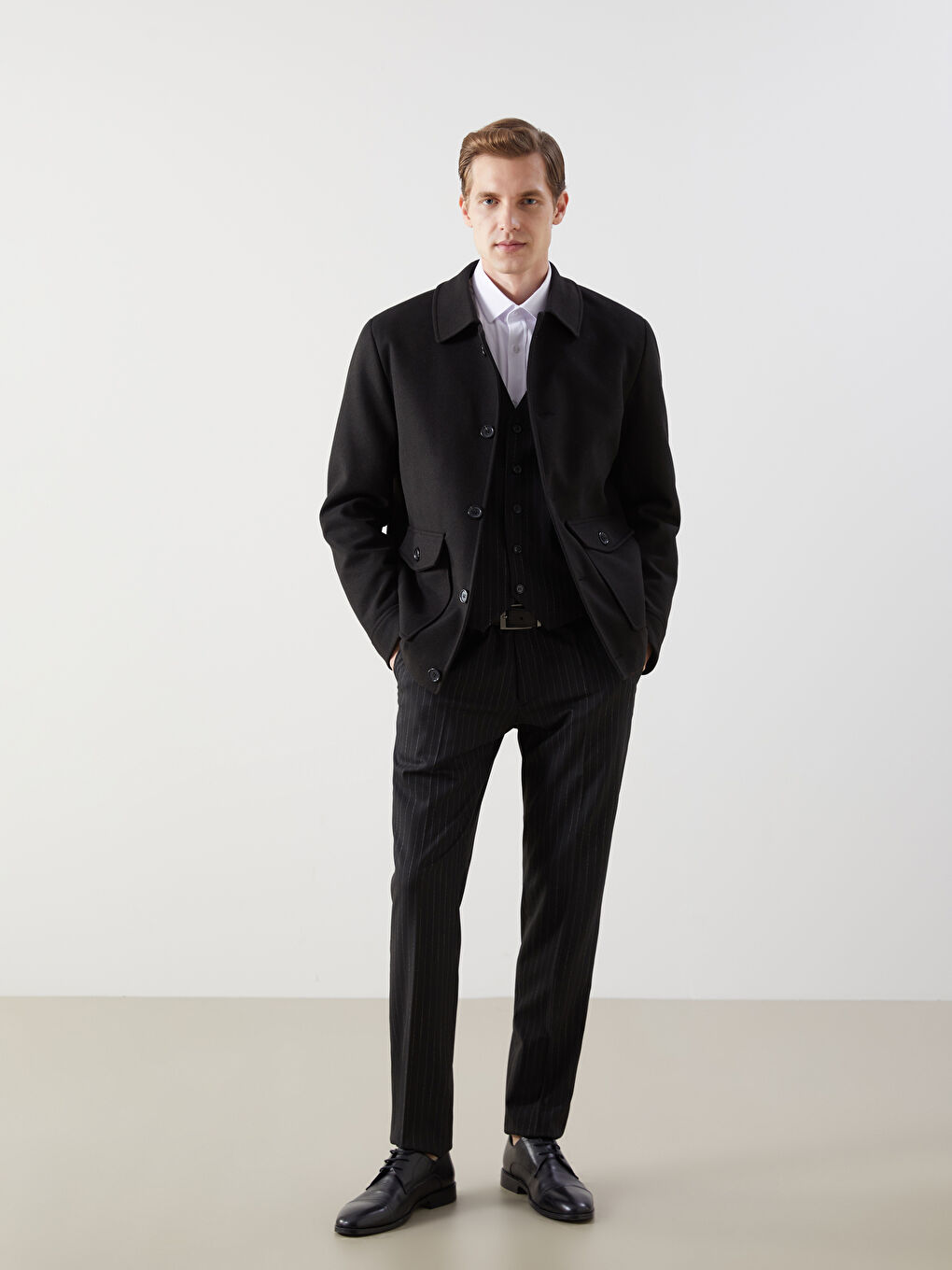 Siyah Rahat Kalıp Ceket Yaka Erkek Kaşe Kaban-1