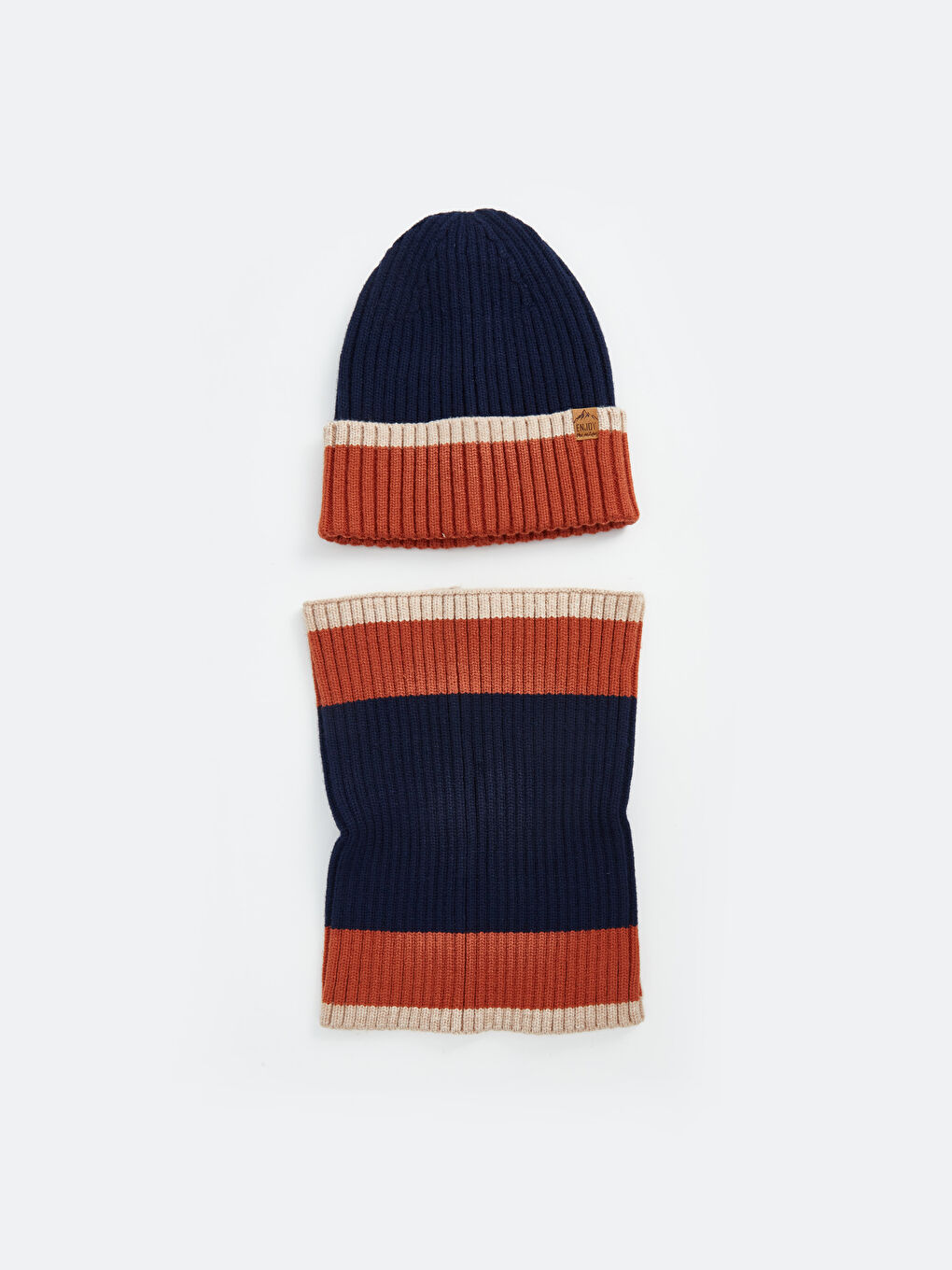 Color Block Boys' Beanie and Neck Warmer-1