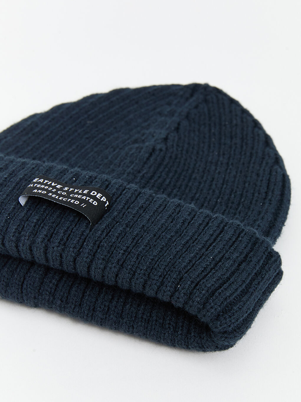 Etiket Nakışlı Erkek Bere-5