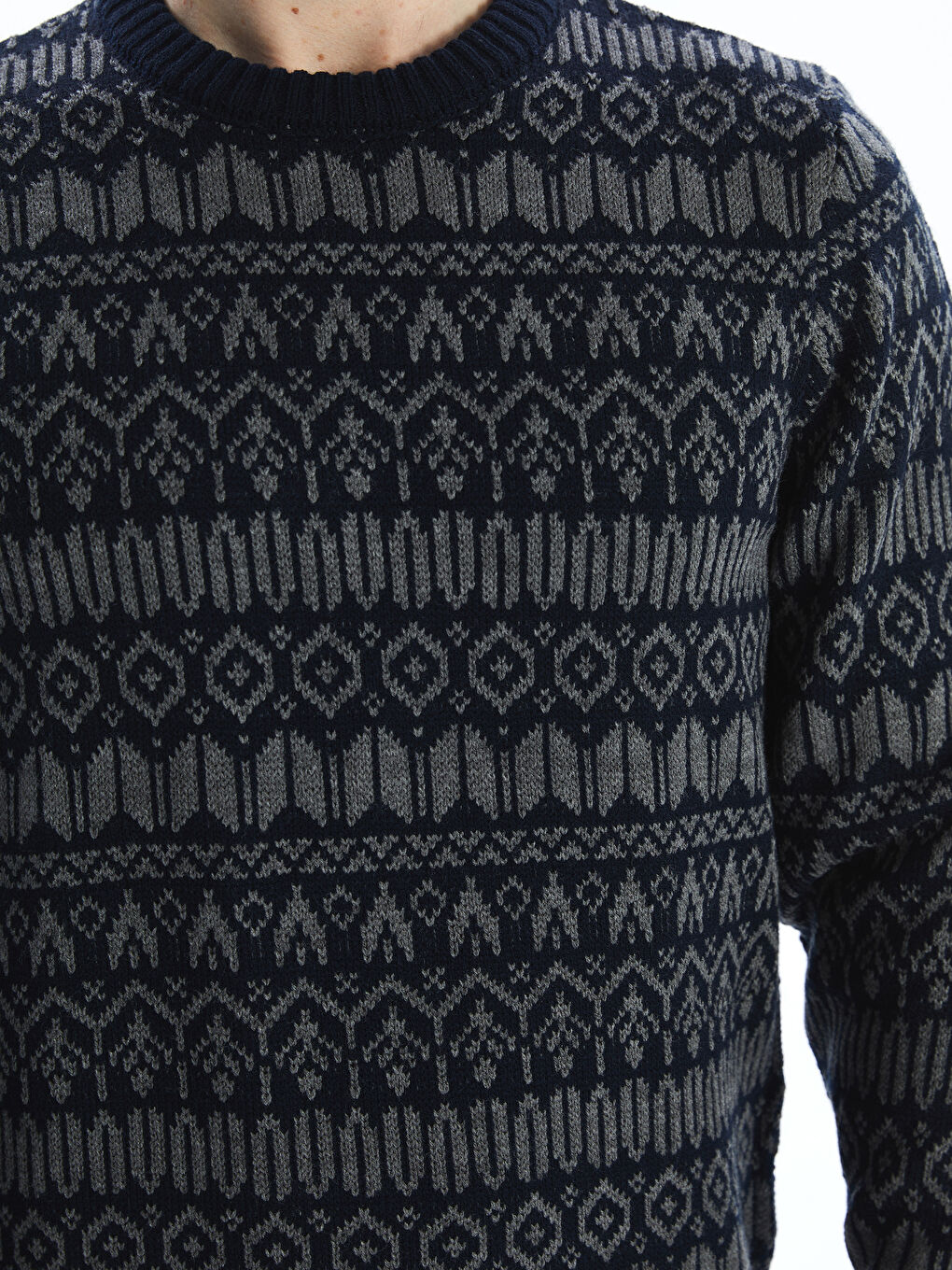LCWAIKIKI Classic Crew Neck Long Sleeve Patterned Men's Knitwear Sweater -W5GF77Z8-RFH