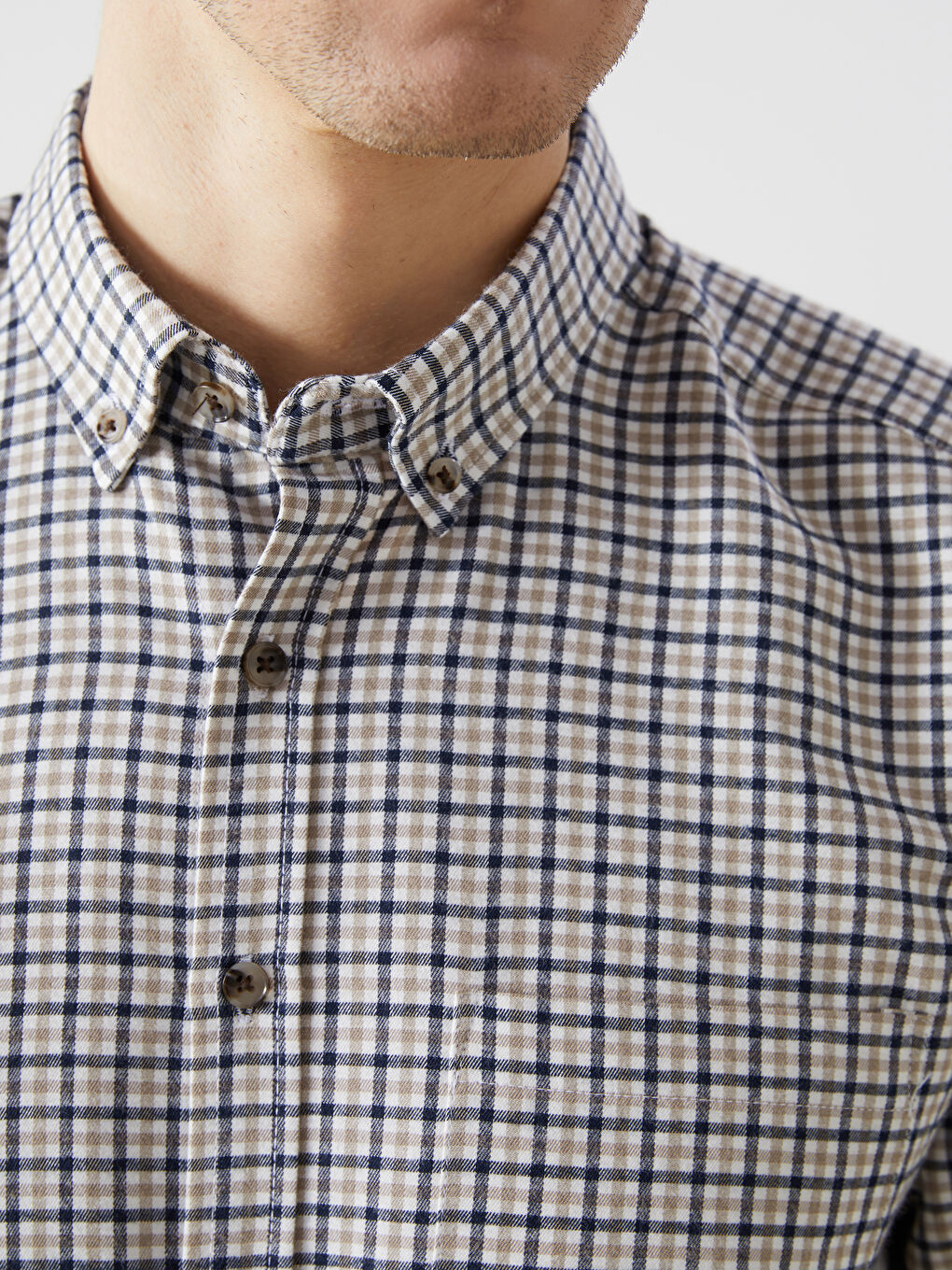 قميص رجالي كاروهات كم طويل بقصة عادية من قماش الجبردين-2