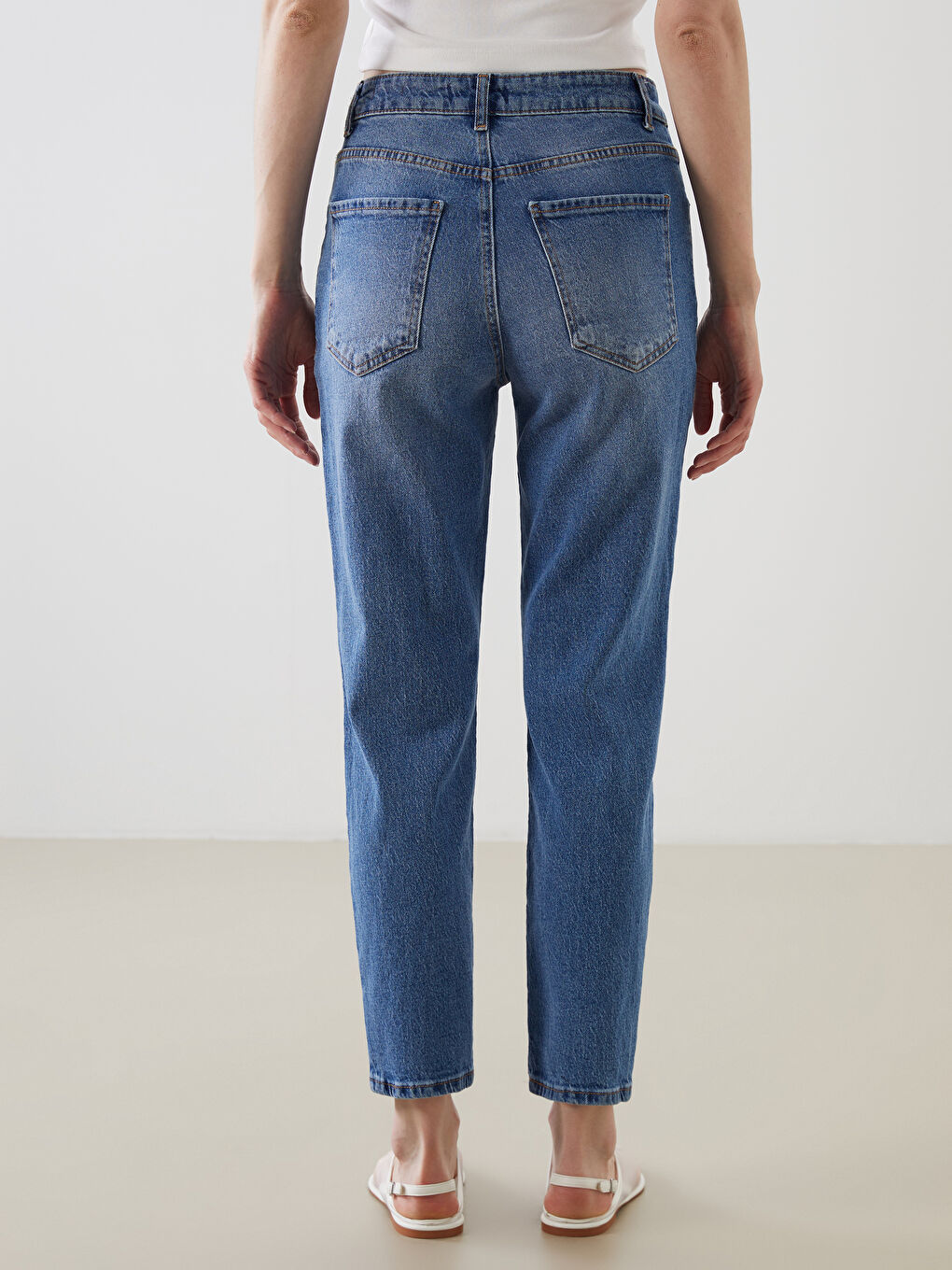 High Waisted Straight Fit Pocket Detailed Women's Rodeo Denim Trousers-3