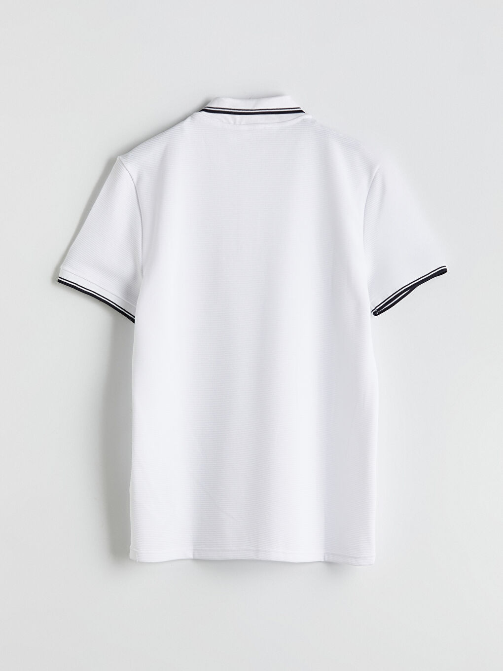 تي شيرت رجالي بياقة بولو وكم قصير من قماش جيرسي-5