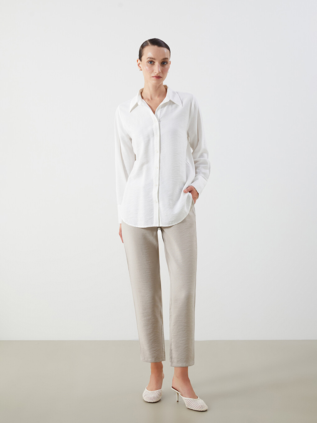 Elastic Waist Carrot Fit Women's Trousers