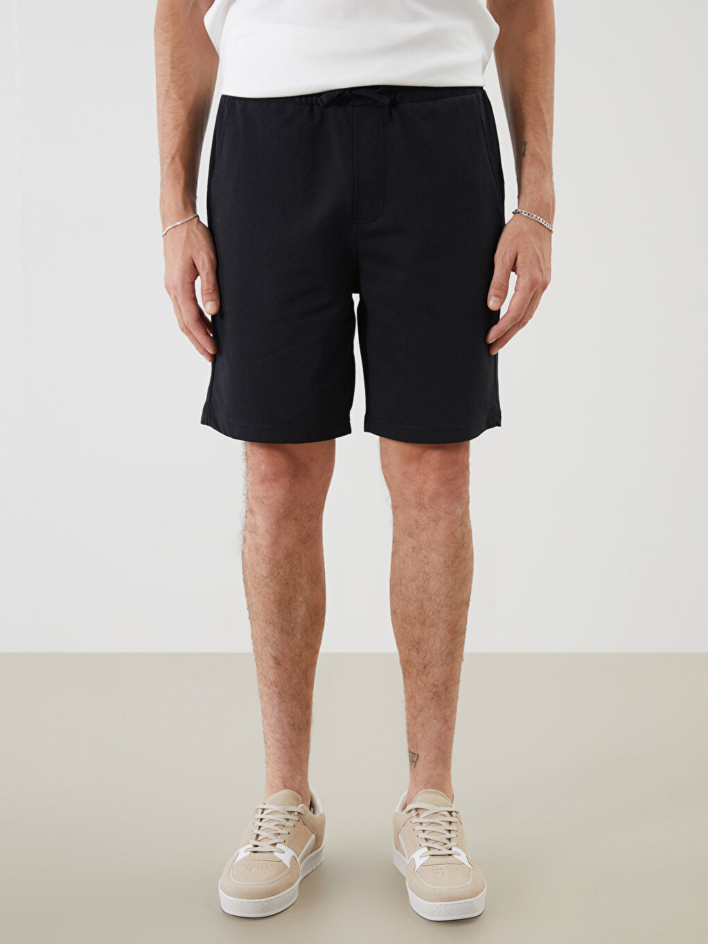 LCWAIKIKI Basic Standard Fit Men's Shorts -S31085Z8-CVL