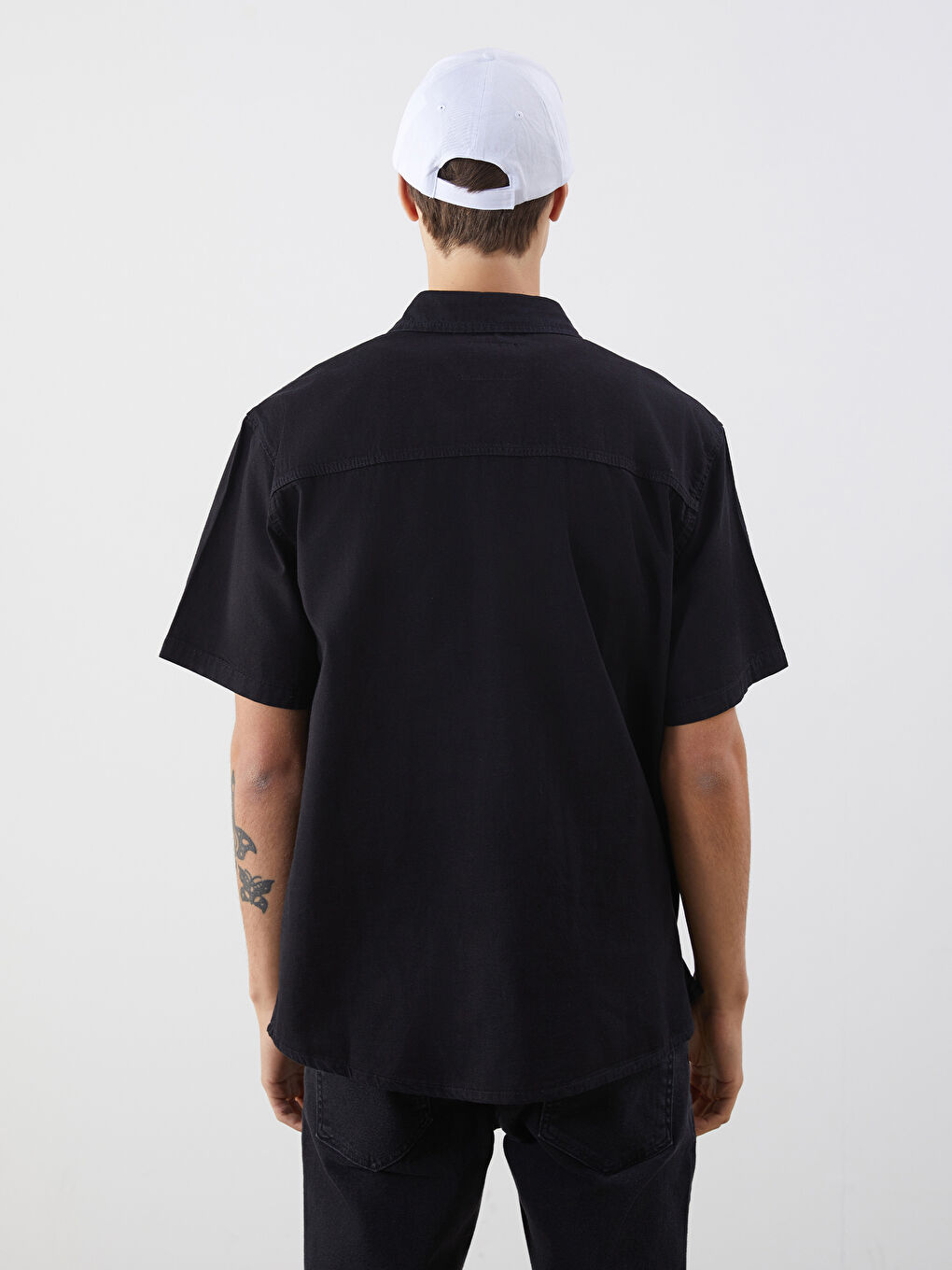 قميص جينز كم قصير واسع للرجال-3