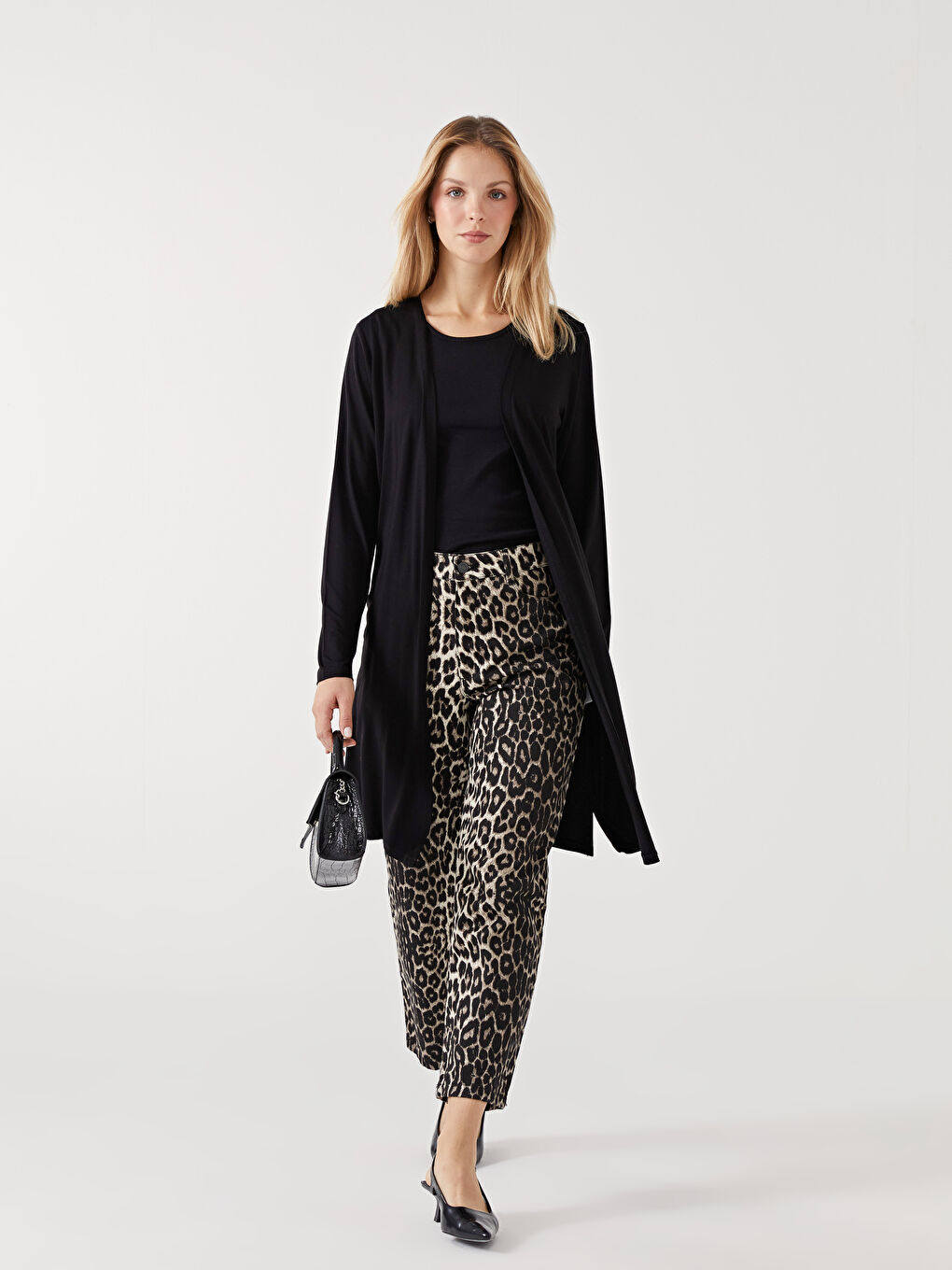 Siyah Şal Yaka Düz Uzun Kollu Kadın Hırka-3