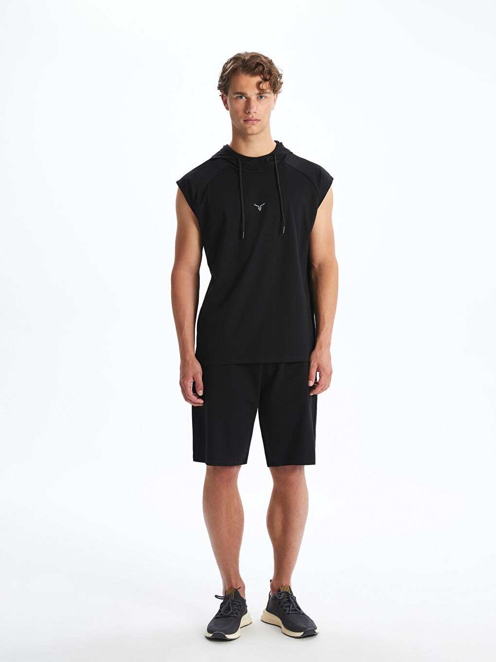 Мужская футболка без рукавов с капюшоном-2