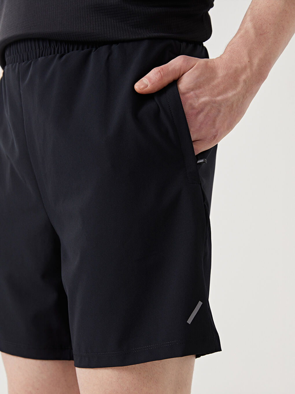 Siyah Standart Kalıp Erkek Spor Şort-2