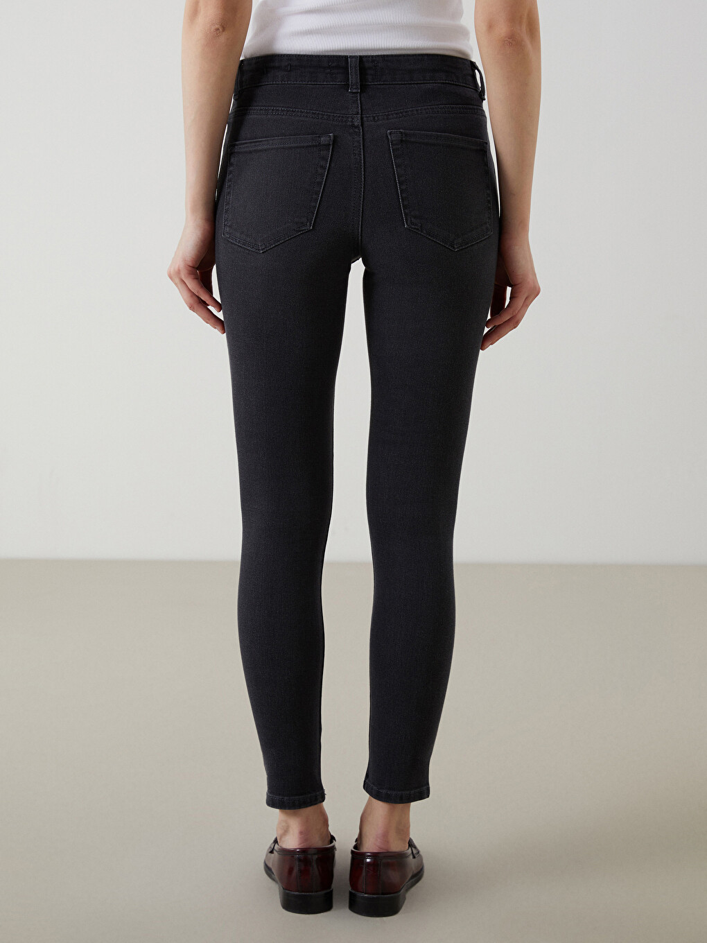Jupiter Super Skinny Fit Women's Jeans-3