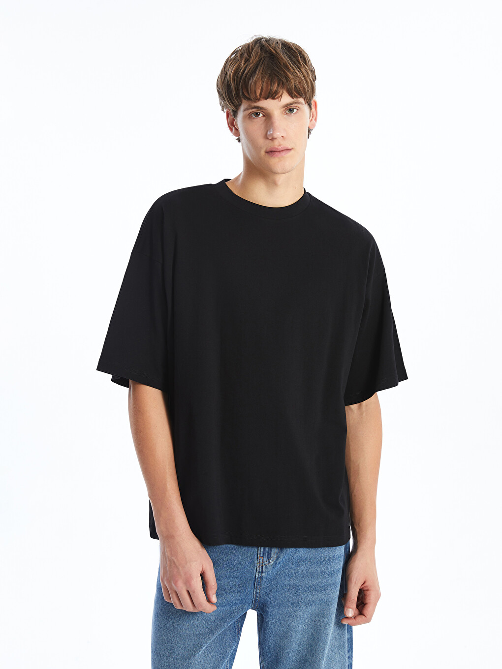 T-shirt Penje Me Jakë Të Rrumbullakët Për Burra