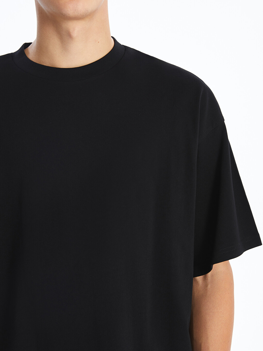 T-shirt Penje Me Jakë Të Rrumbullakët Për Burra-2