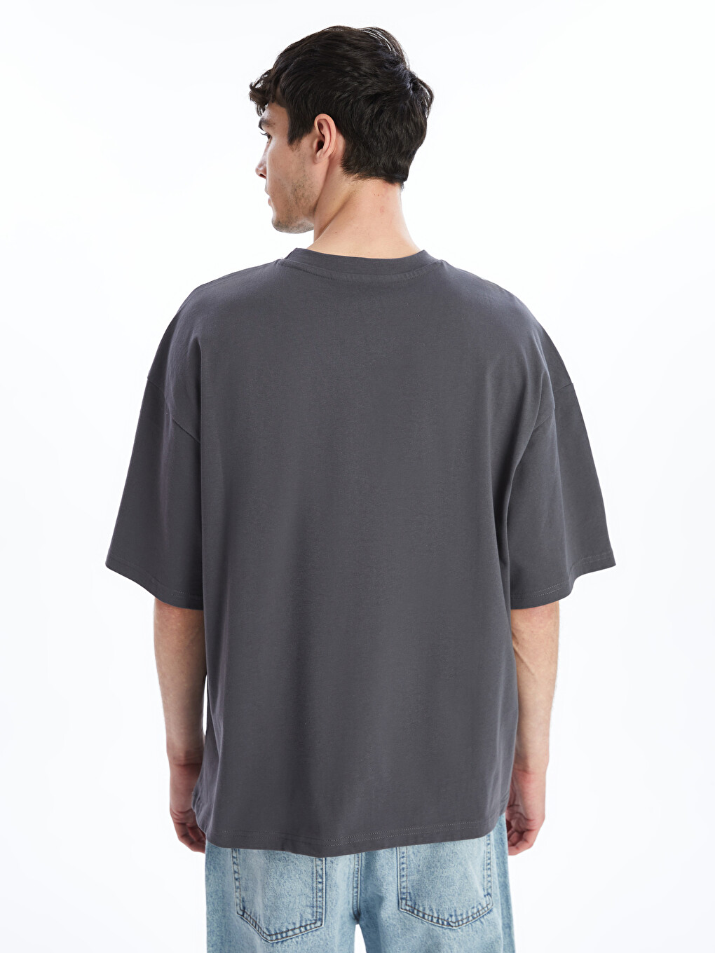 T-shirt Penje Me Jakë Të Rrumbullakët Për Burra-3