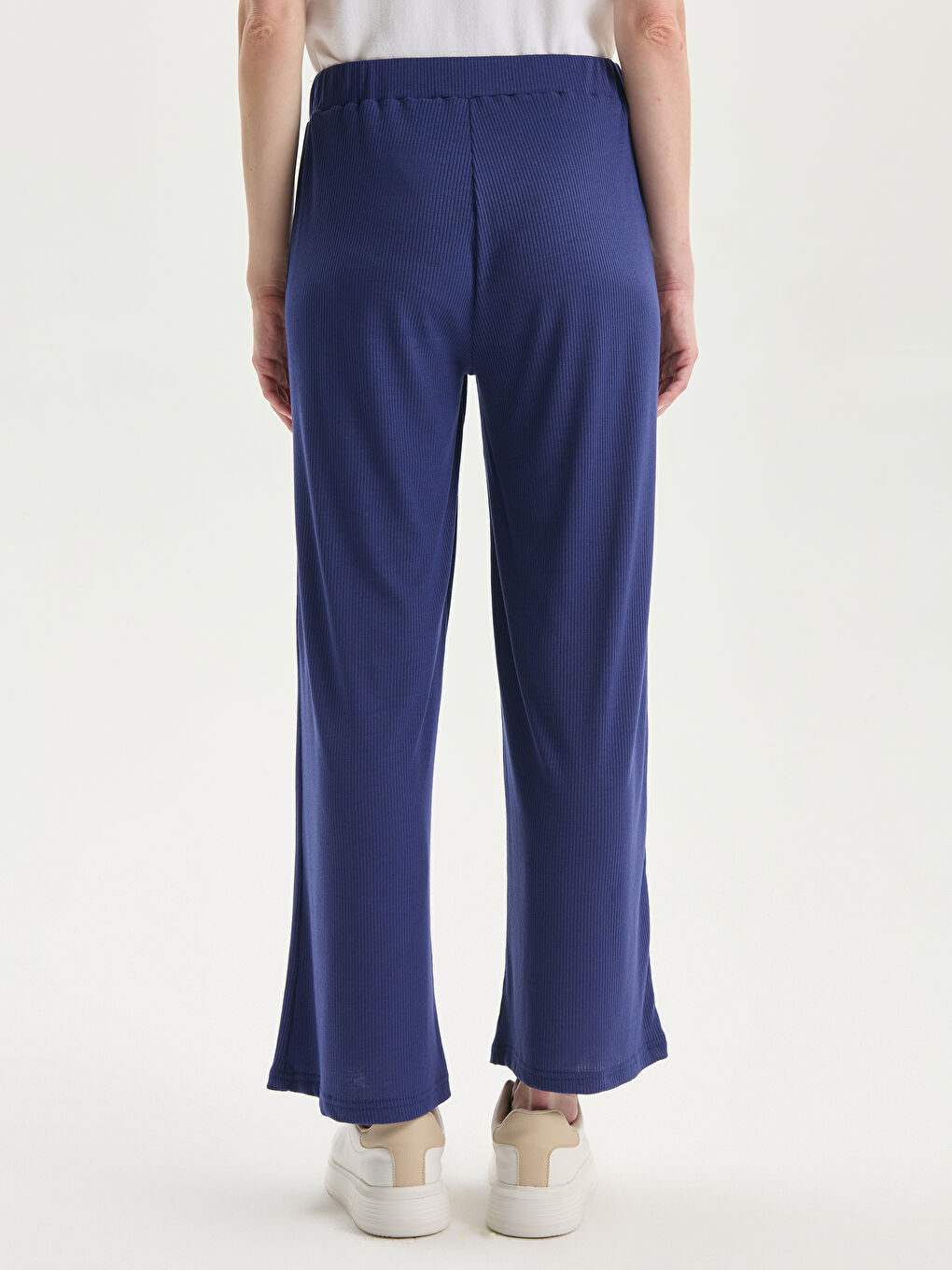 Women's Elastic Waist Plain Trousers-3