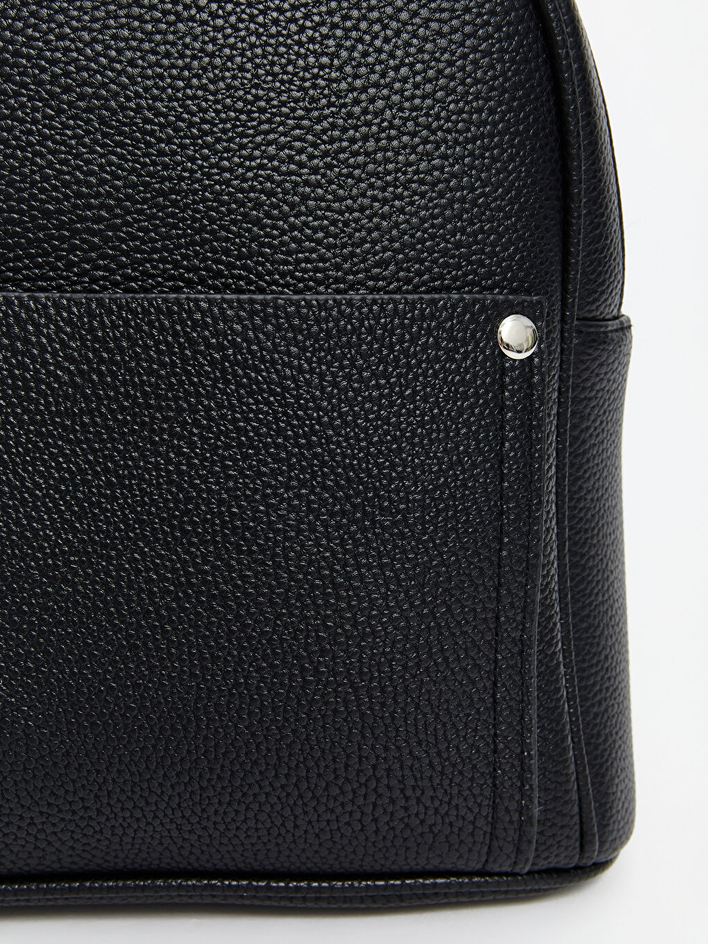 Siyah Deri Görünümlü Kadın Sırt Çantası-4