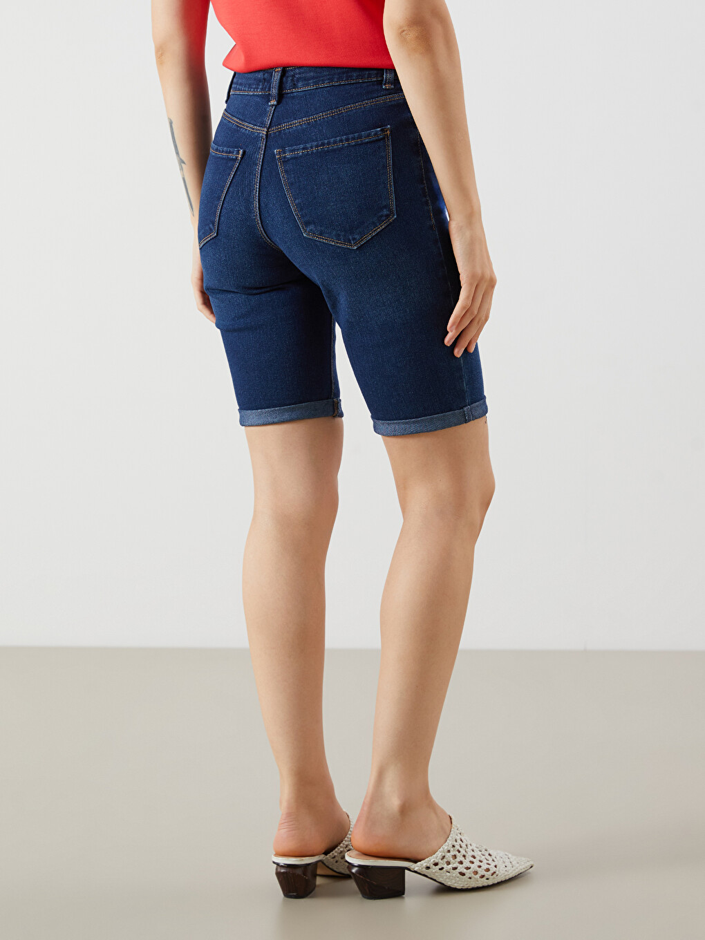 İndigo Bermuda Fit Kadın Jean Şort-3