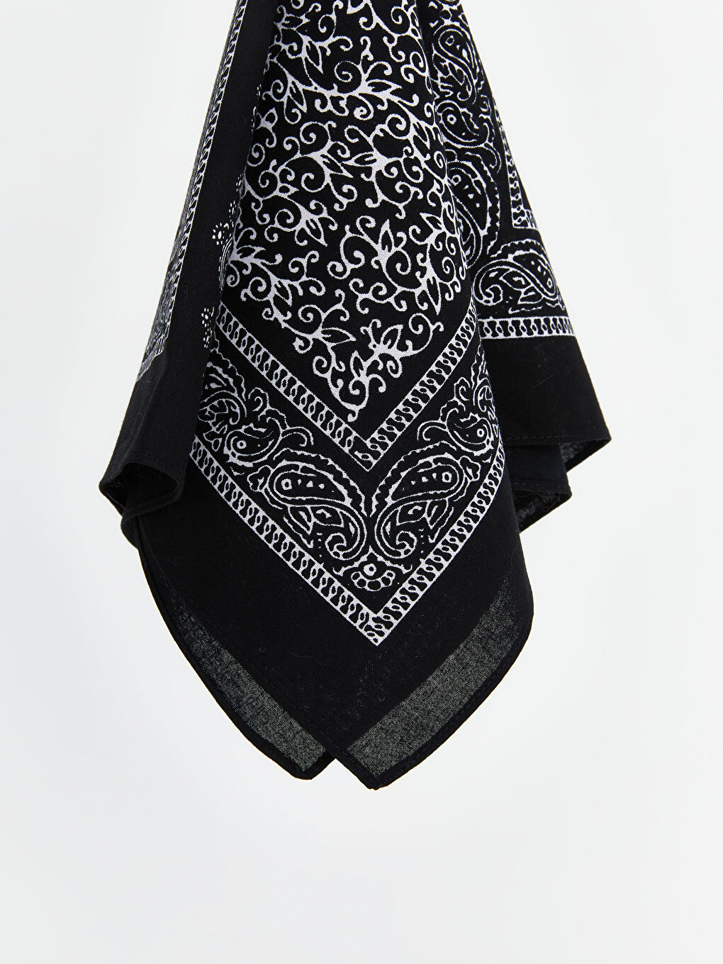 باندانا منقوشة للسيدات-2