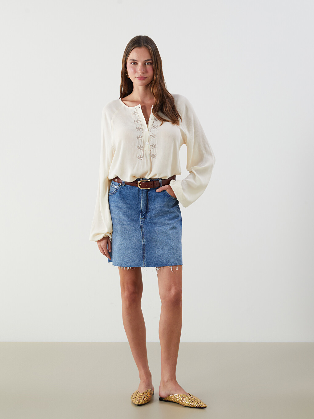 Blouse De Maternité À Manches Longues Brodée À Col Rond-1