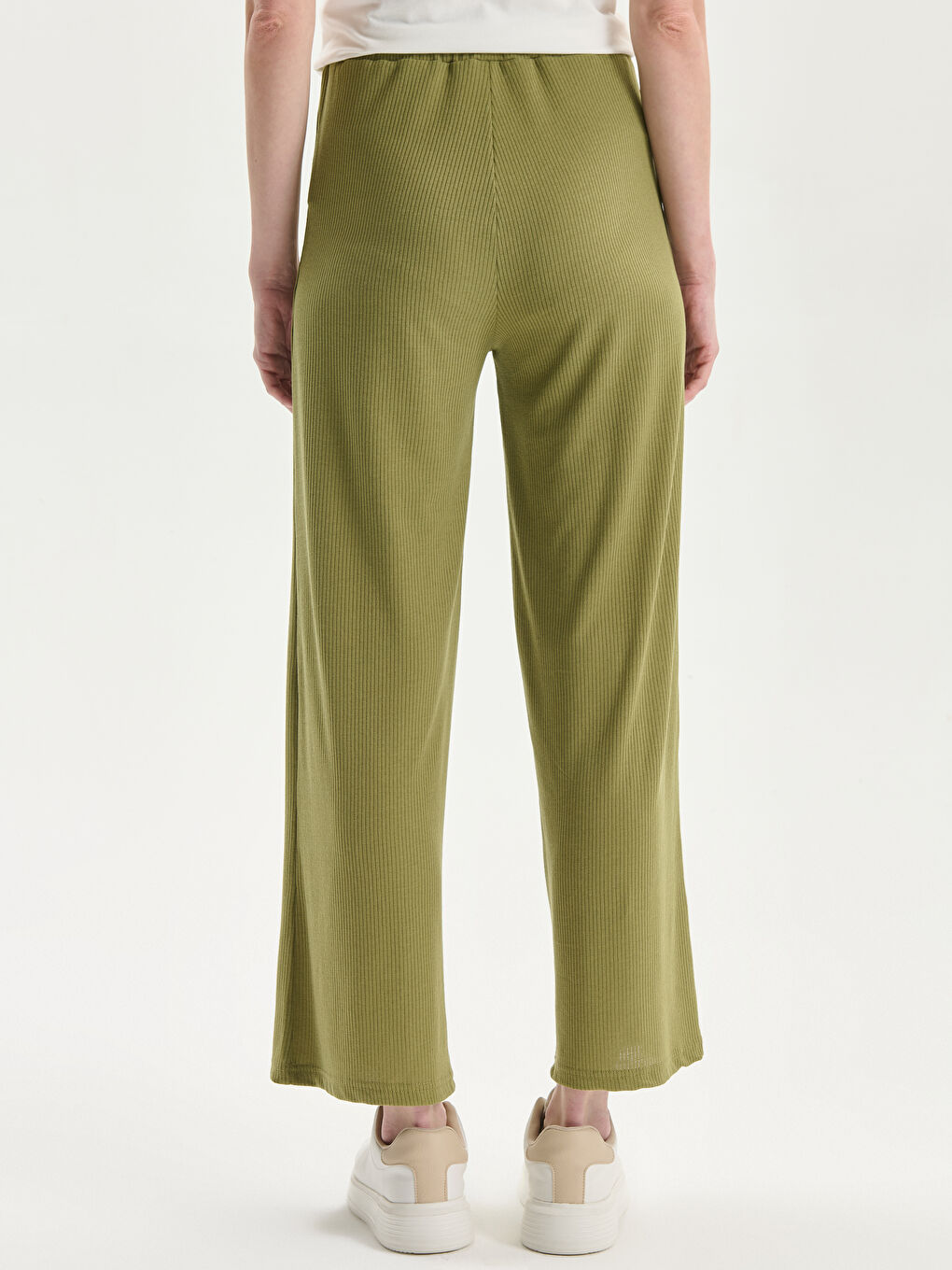 Haki Beli Lastikli Düz Geniş Paça Kadın Eşofman Altı-3