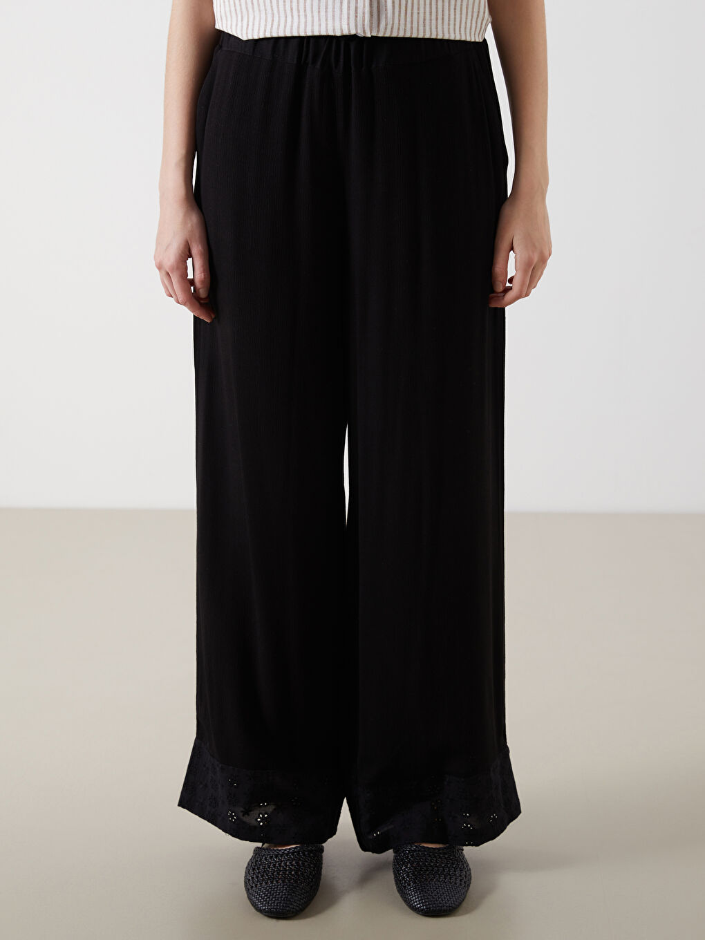 LCWAIKIKI Classic Ženske pantalone širokih nogavica sa elastičnim strukom -S40767Z8-CVL