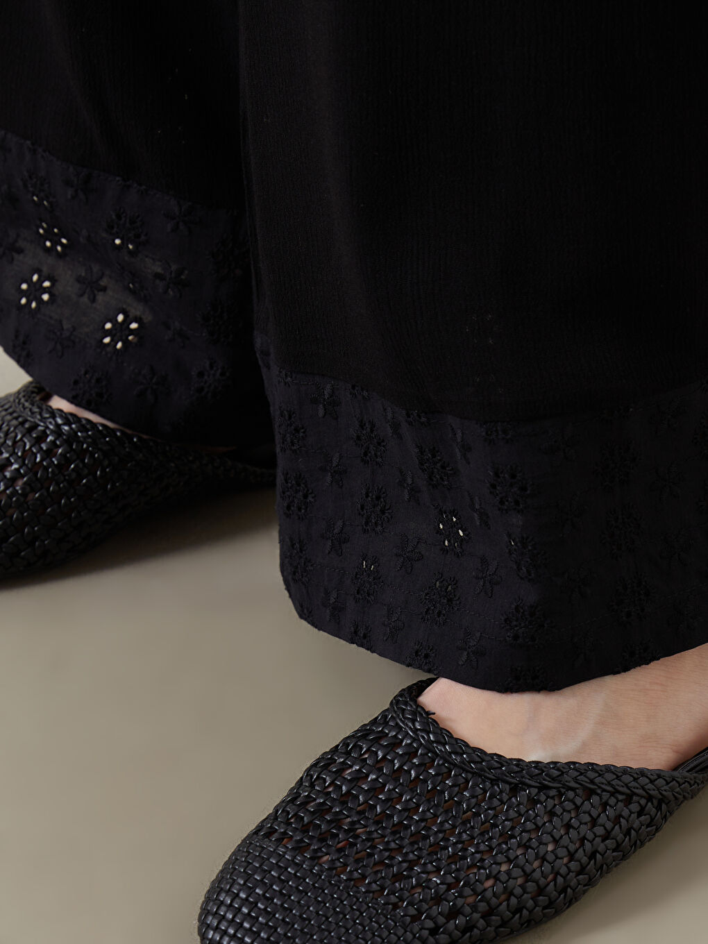 LCWAIKIKI Classic Ženske pantalone širokih nogavica sa elastičnim strukom -S40767Z8-CVL