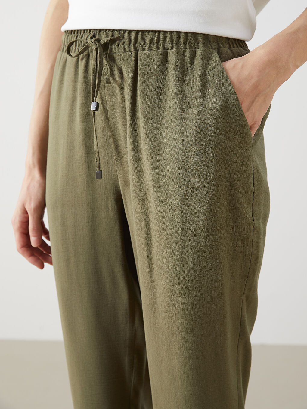 Elastic Waist Carrot Fit Women's Trousers -S40799Z8-HDQ