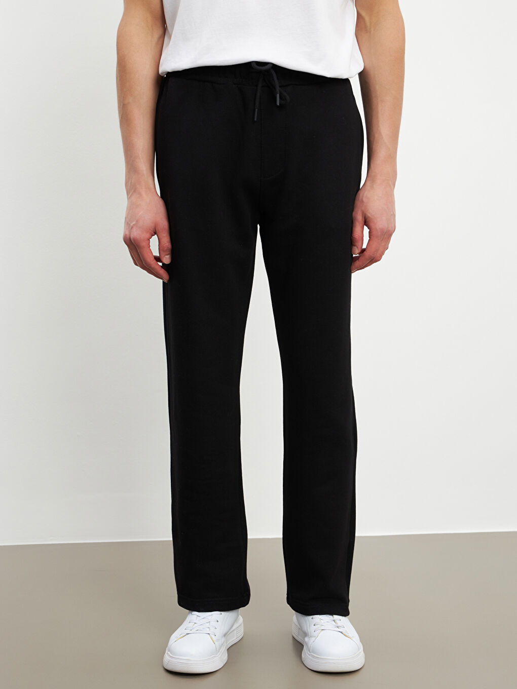 Siyah Standart Kalıp Erkek Eşofman Altı-1