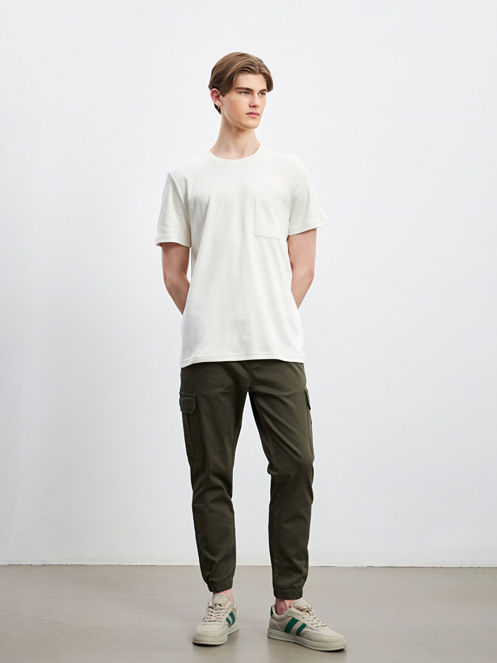 Crew Neck Plain Pocket Men's T-Shirt-1