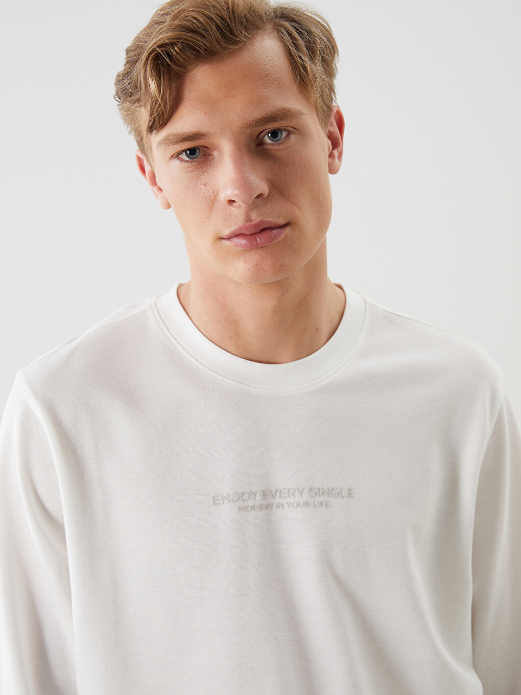 Crew Neck Long Sleeve Printed Men's Sweatshirt