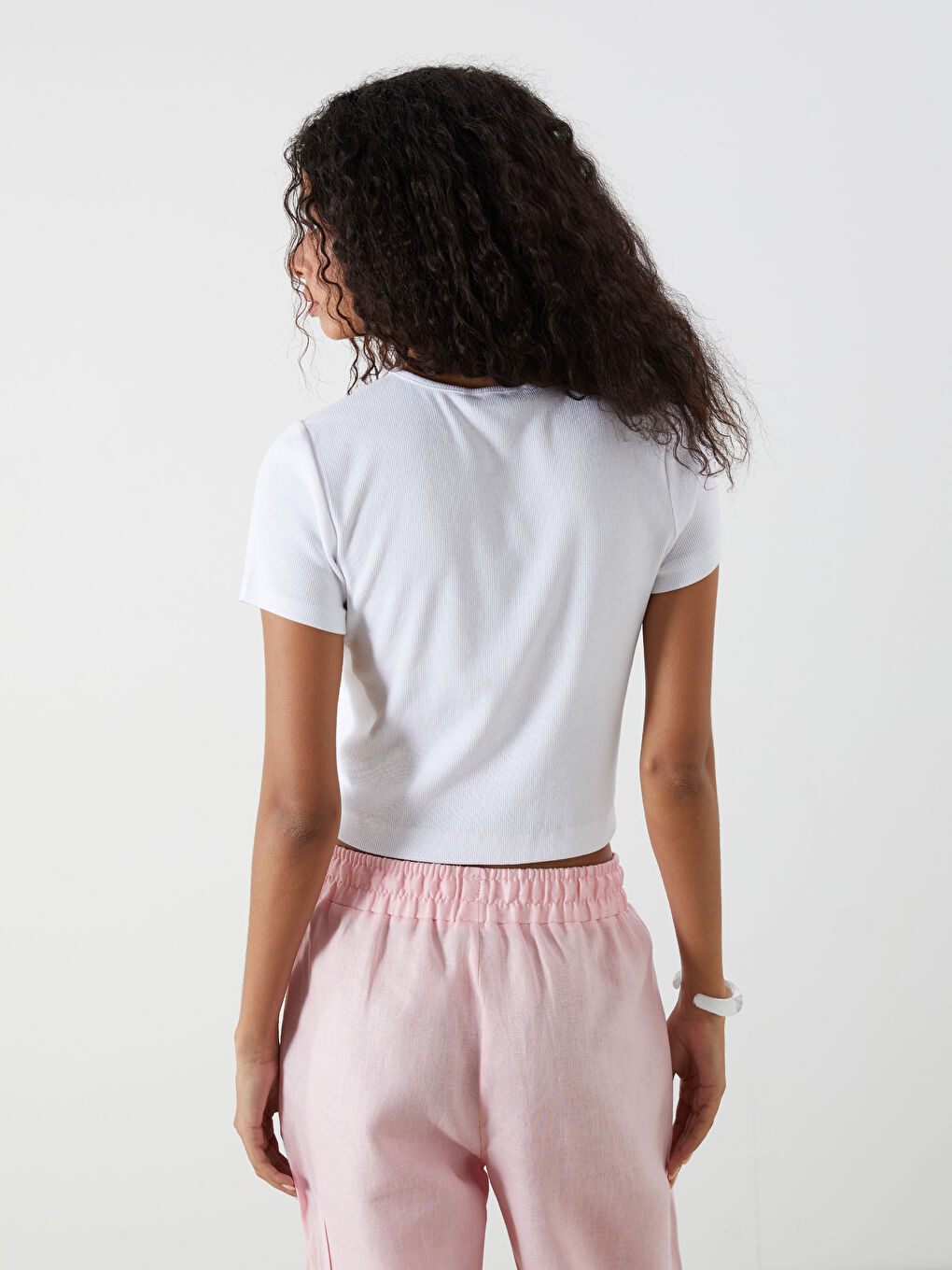 ياقة دائرية سادة كم قصير قميص قصير للسيدات-6