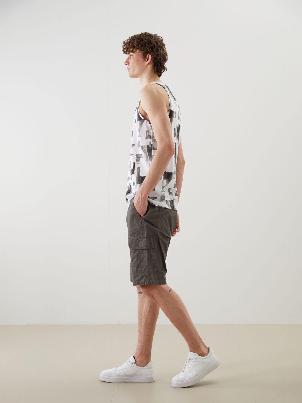Standard Fit Mens Gabardine Cargo Shorts -S4AJ60Z8-SEM