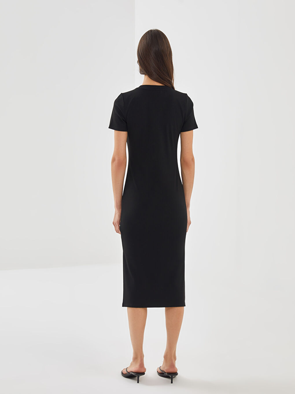 Robe Moulante pour Femmes à Col Rond-3