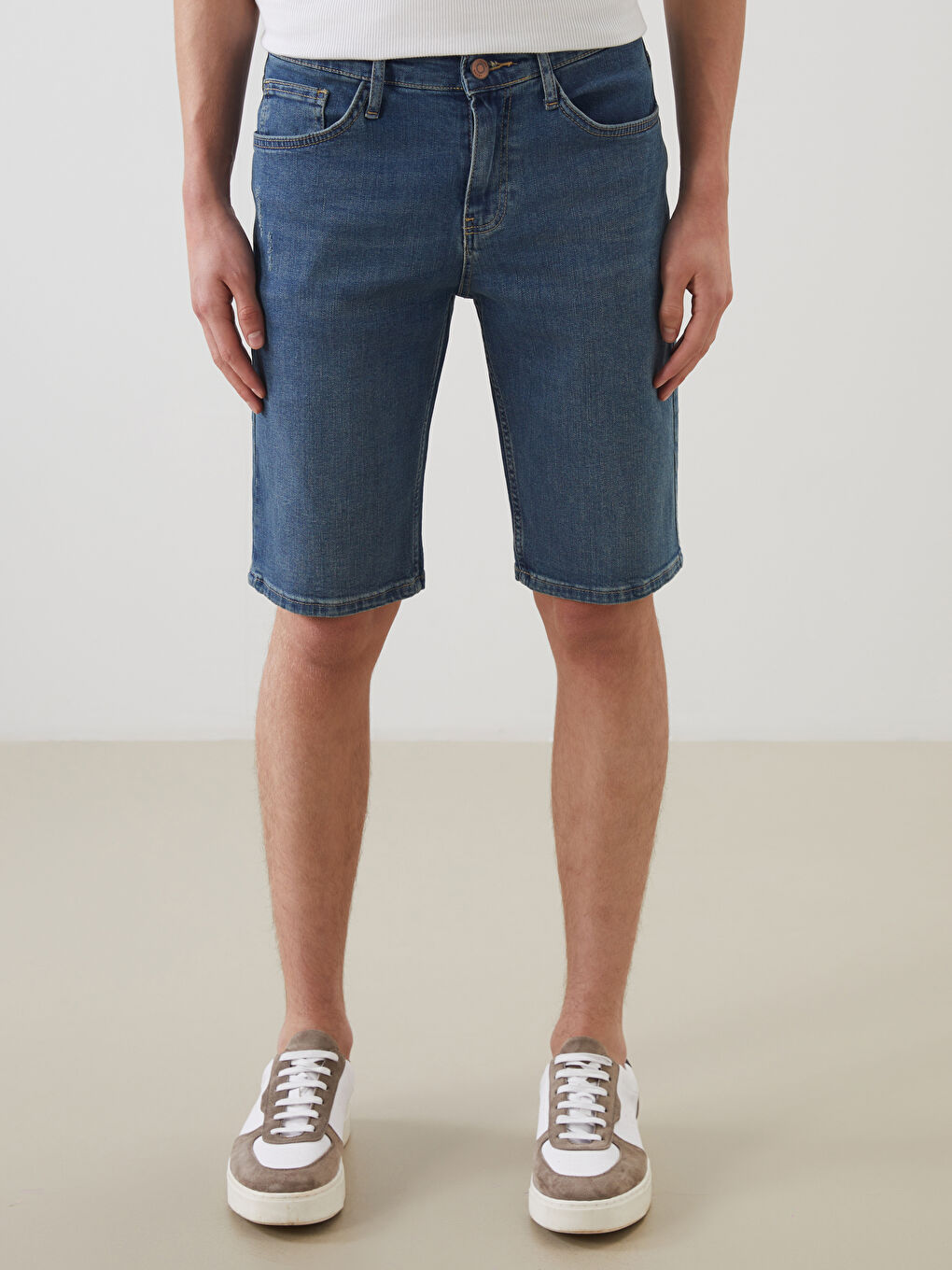 İndigo Standart Kalıp Erkek Jean Şort-1
