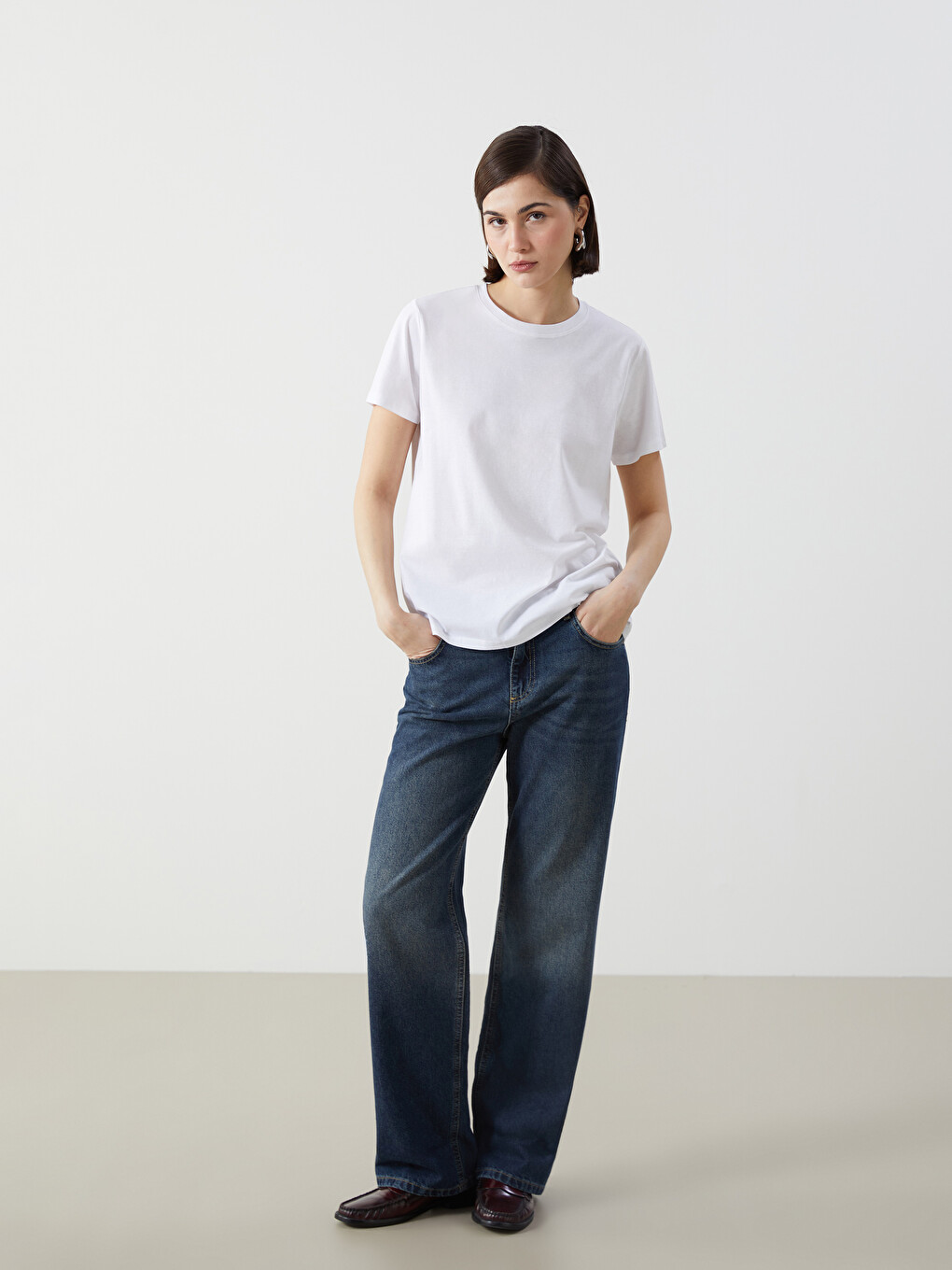 Crew Neck Plain Short Sleeve Women's T-shirt-1