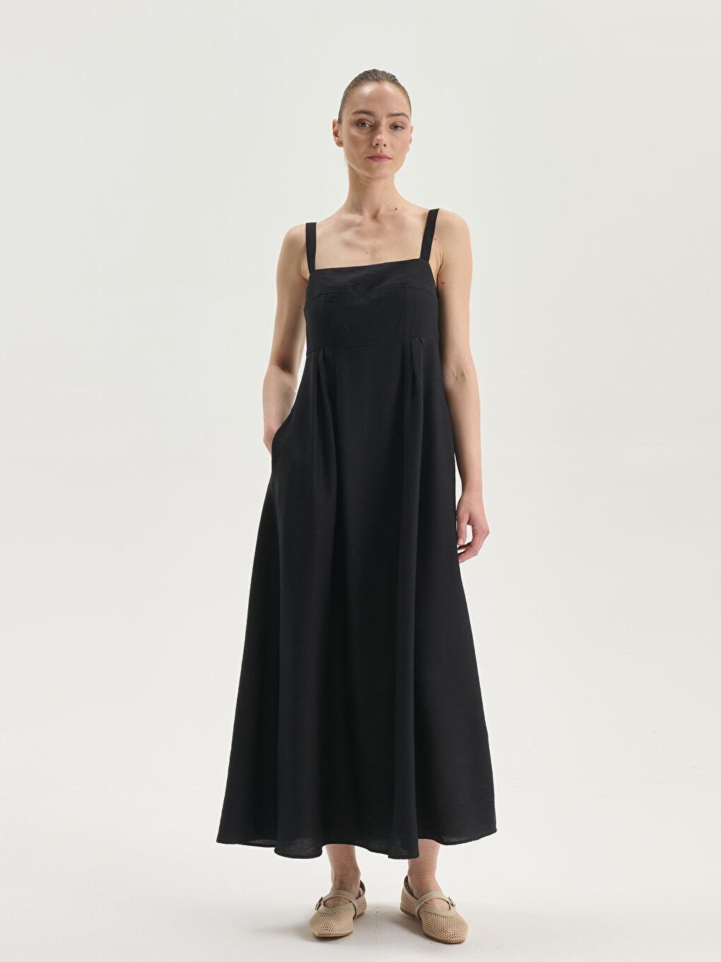 LCWAIKIKI Classic Woman BLACK Dress -S4FL92Z8-CVL