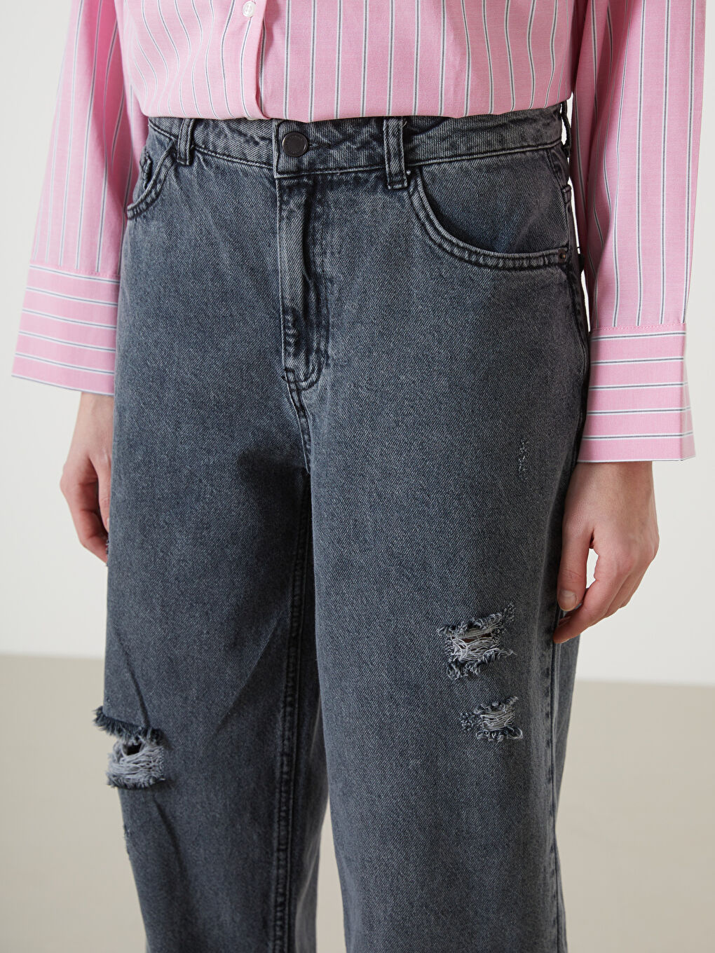 LCW Jeans Boyfriend Ripped Detailed Women's Jeans -S4G730Z8-327