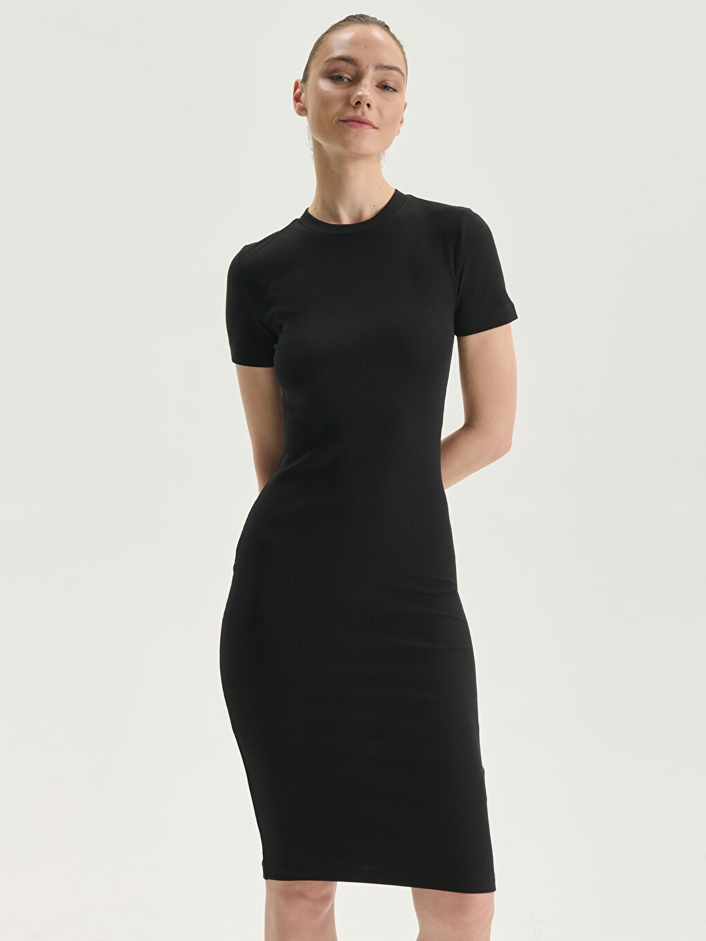 Siyah Bisiklet Yaka Bodycon Elbise-6