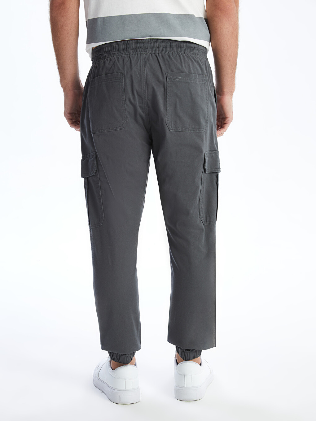 Standard Fit Twill Men's Cargo Trousers-3
