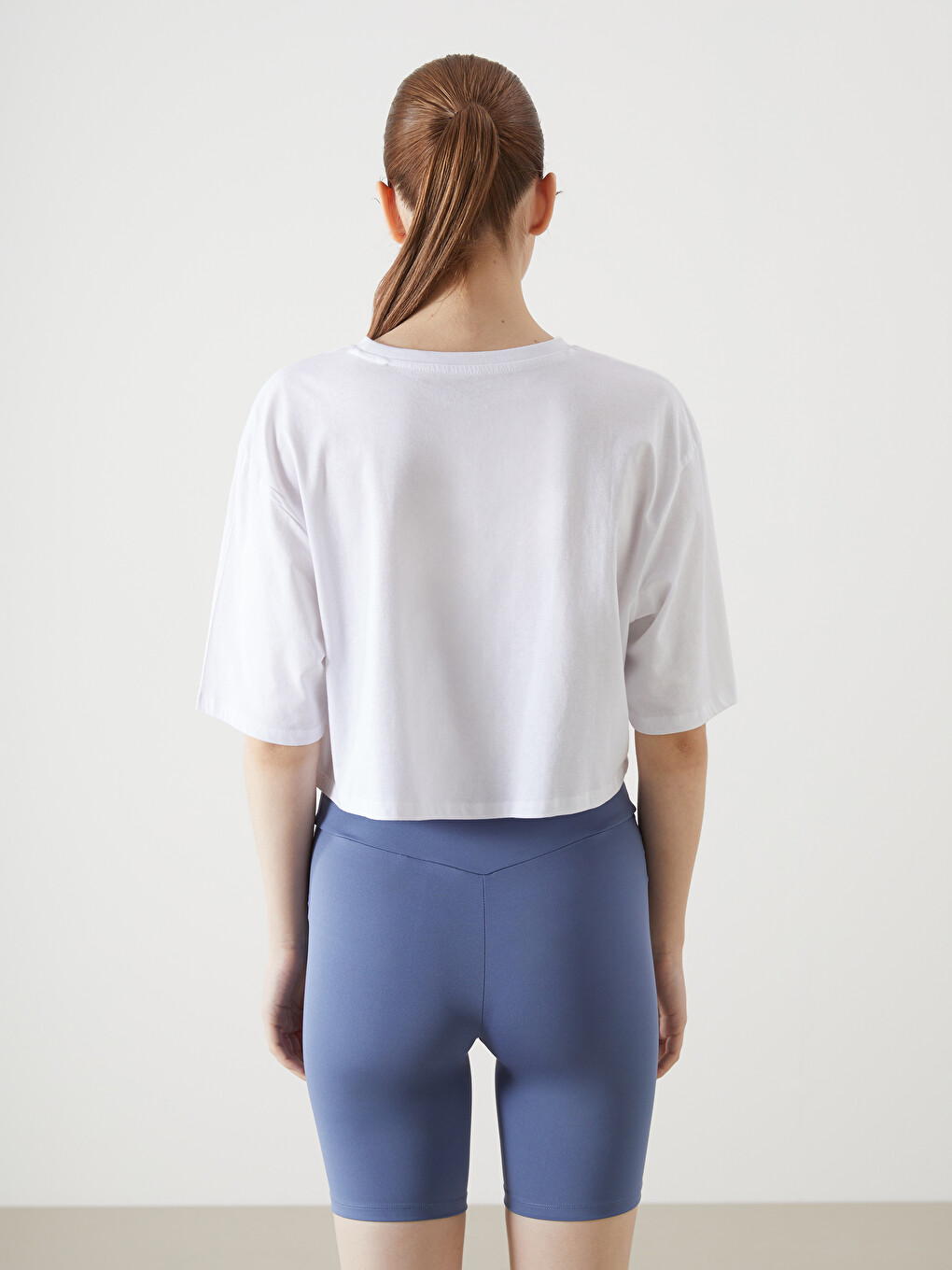 Bisiklet Yaka Düz Kısa Kollu Oversize Kadın Crop-3