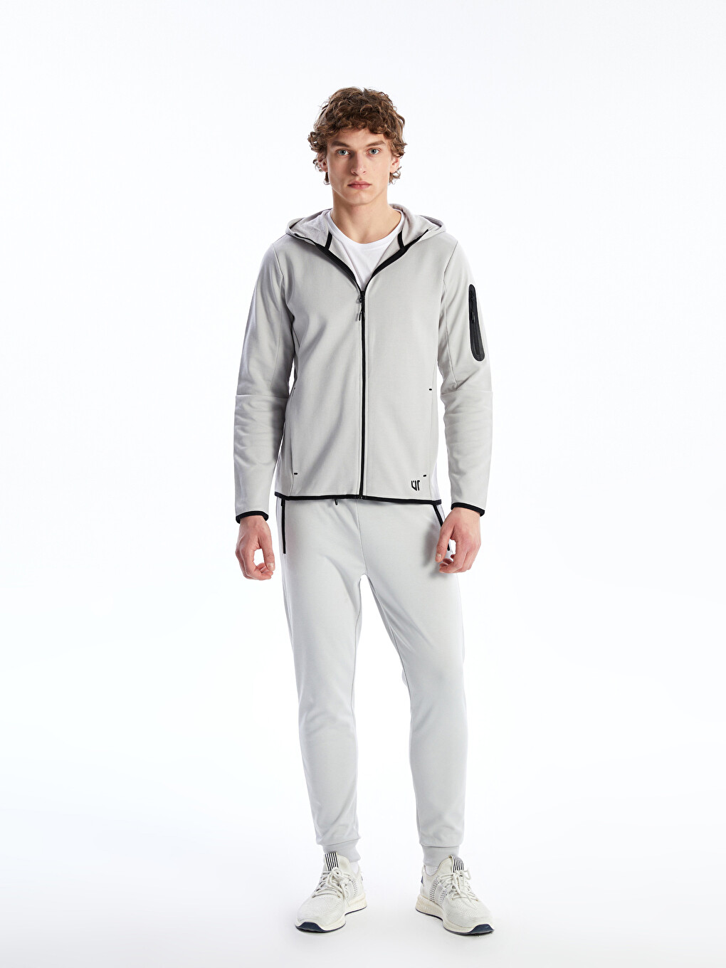 Gri Kapüşonlu Uzun Kollu Erkek Fermuarlı Sweatshirt-1