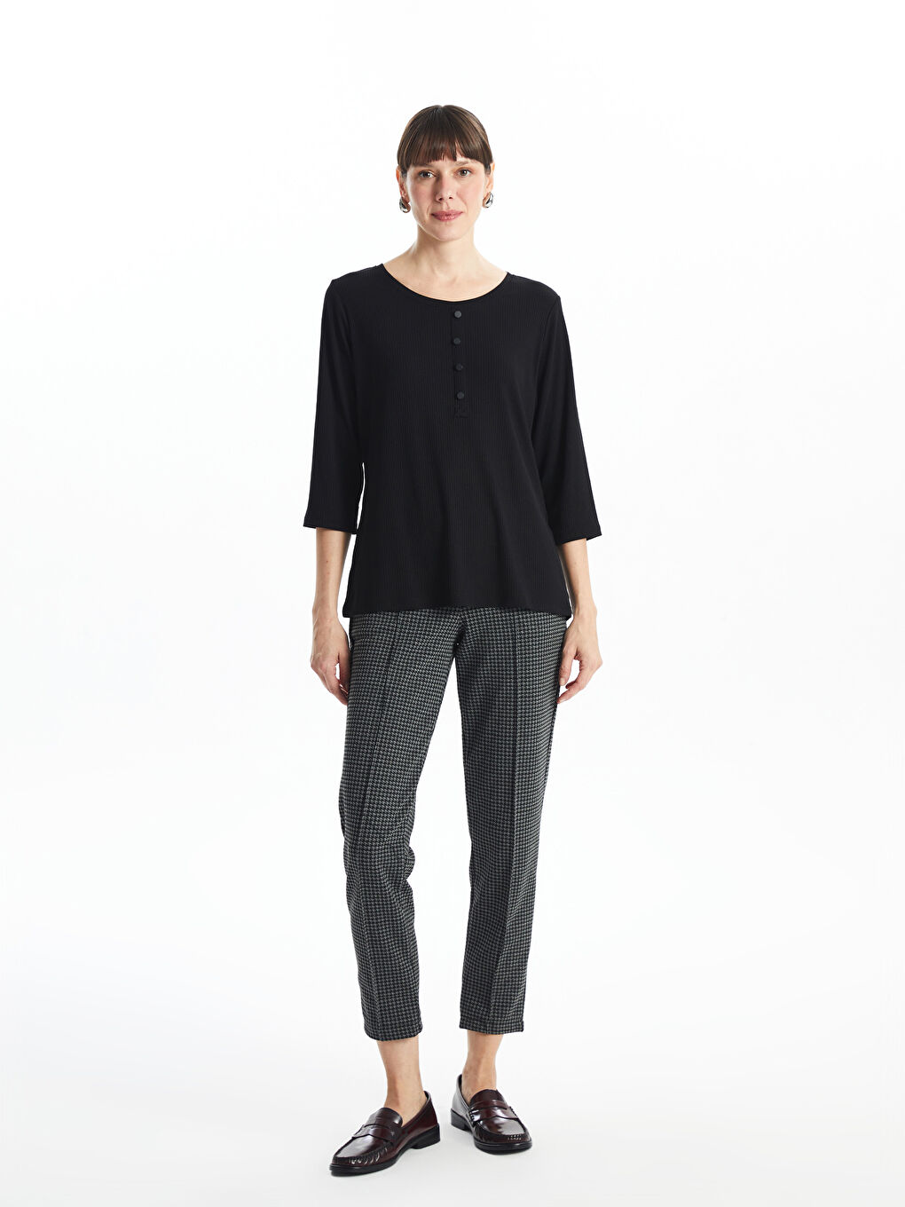 LCWAIKIKI Classic Crew Neck Women's Blouse -W49330Z8-CVL